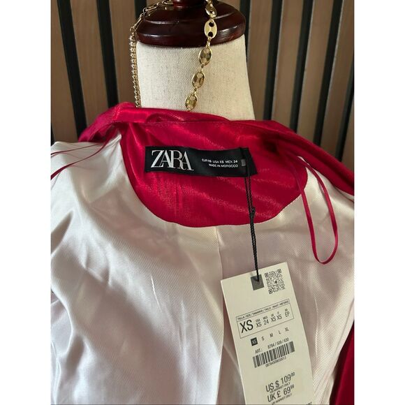Zara red blazer shinny stylish with small shoulder padding work attire office we - Picture 5 of 7